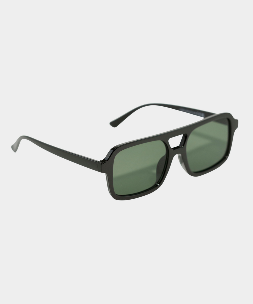 Barca Shadez